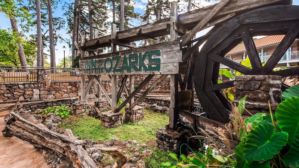 Best Western Inn of the Ozarks 9/32