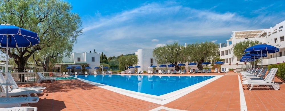 Hotel Torre Oliva 44/48