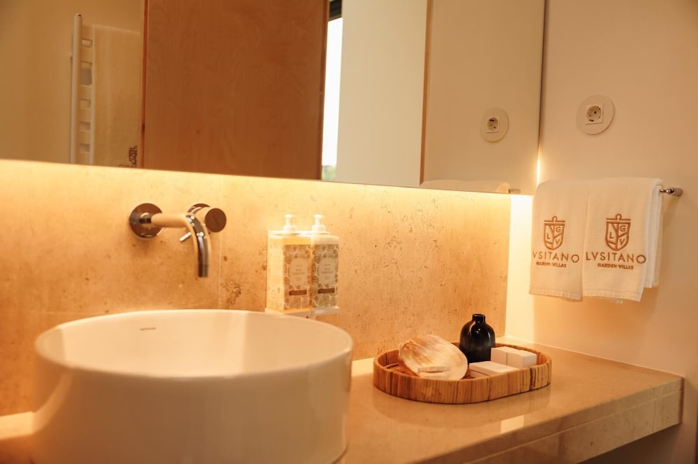 Lusitano Garden Villas 49/50
