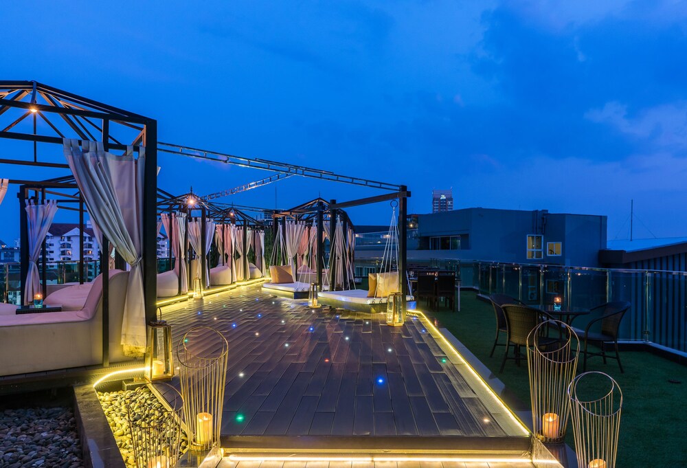 Acqua Hotel Pattaya 47/50