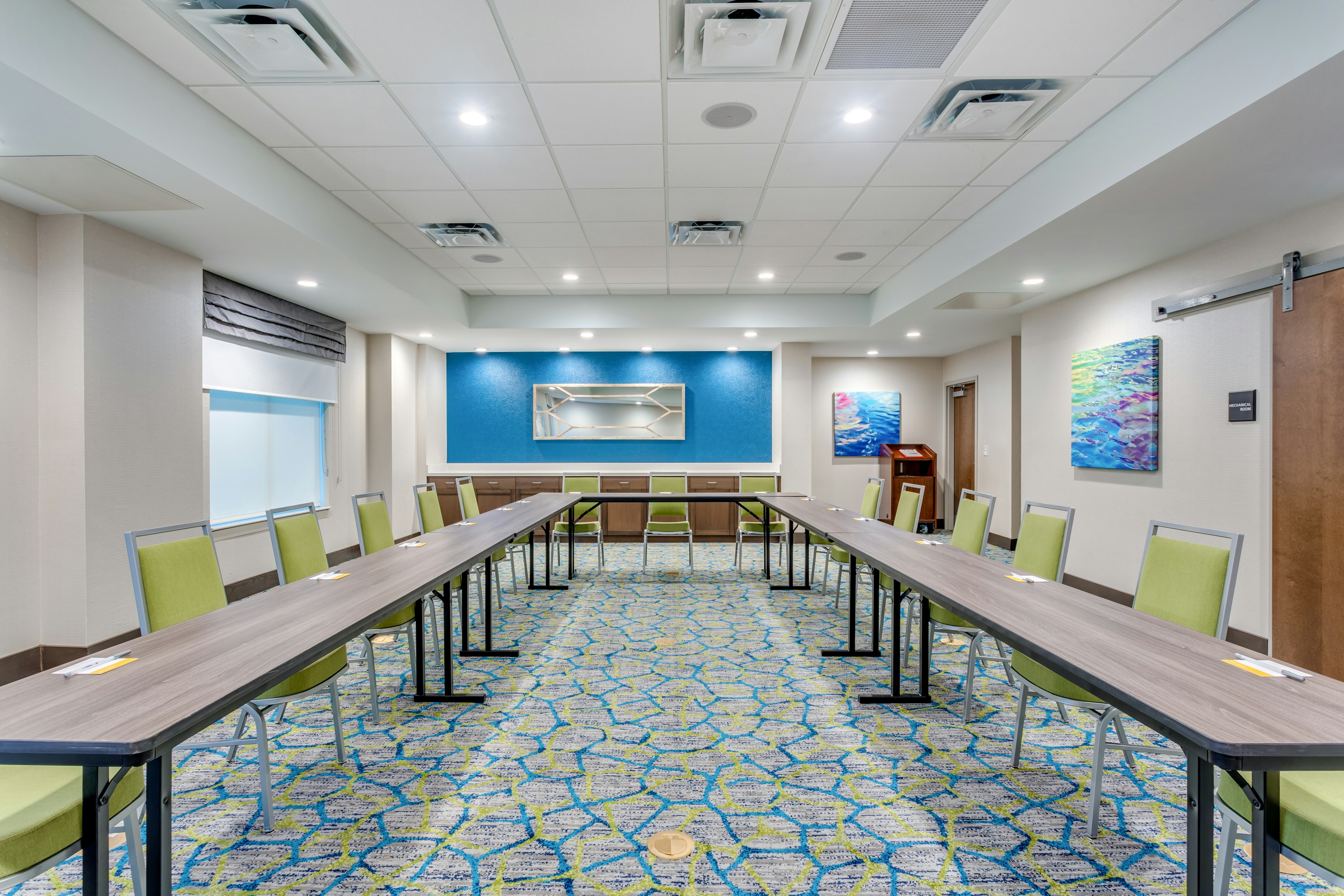 Hampton Inn & Suites Saraland Mobile 18/20