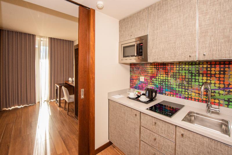Apartment, Single