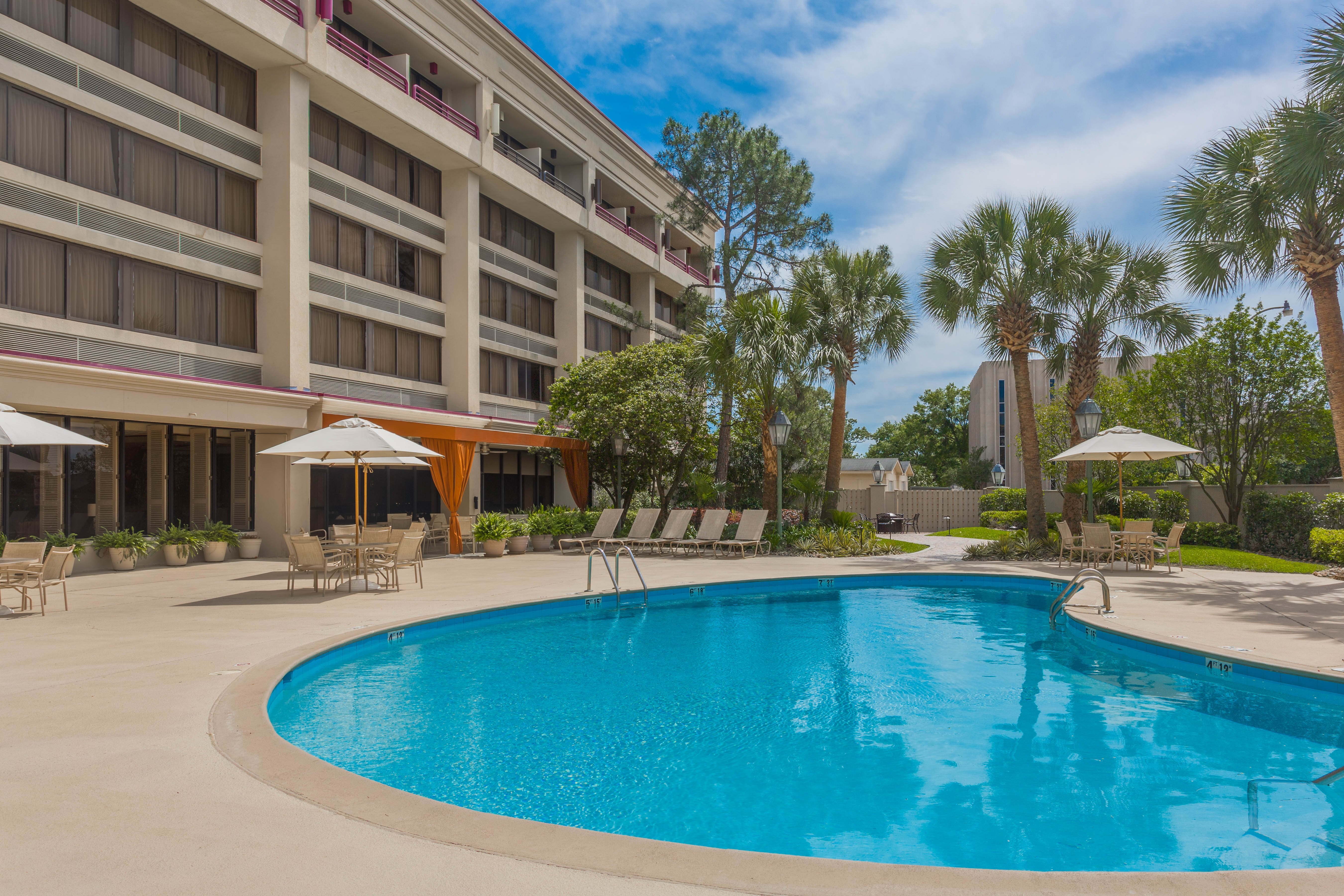 Crowne Plaza Executive Center Baton Rouge, an IHG Hotel 6/79