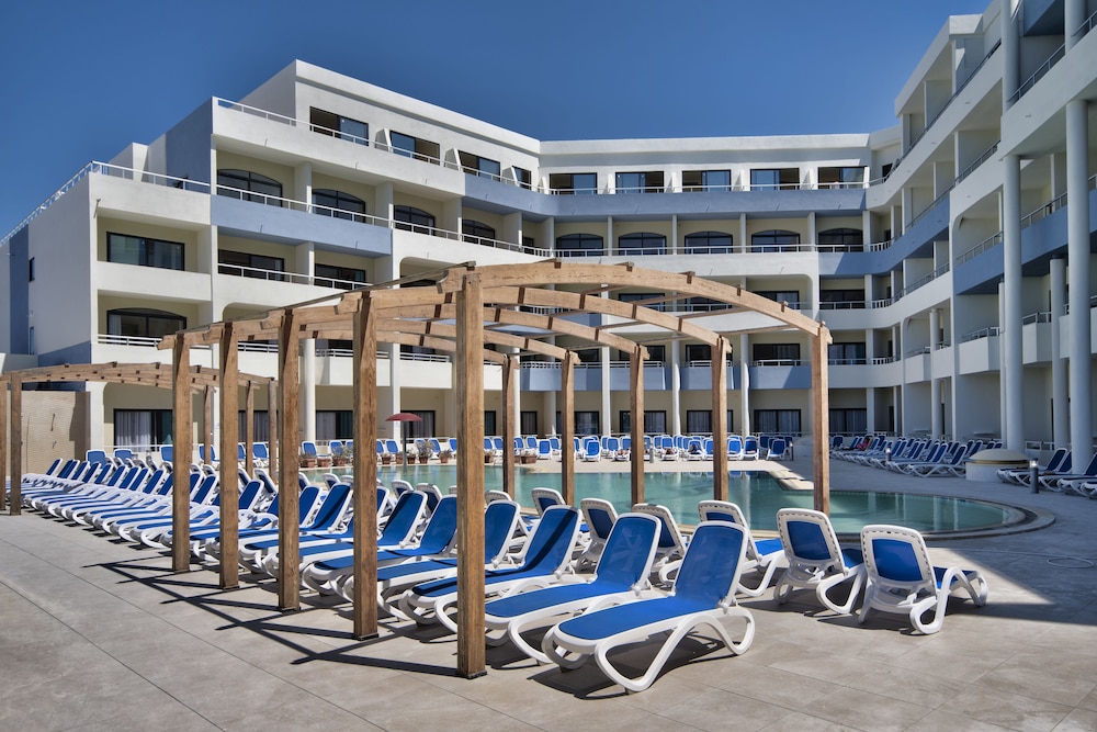 Riviera Spa Resort - Adults Only 40/50