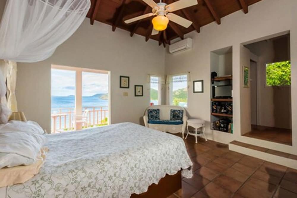 White Bay Villas 14/50