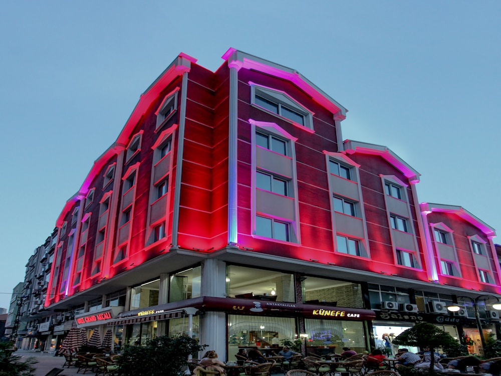 Grand Akcali Otel 1/22