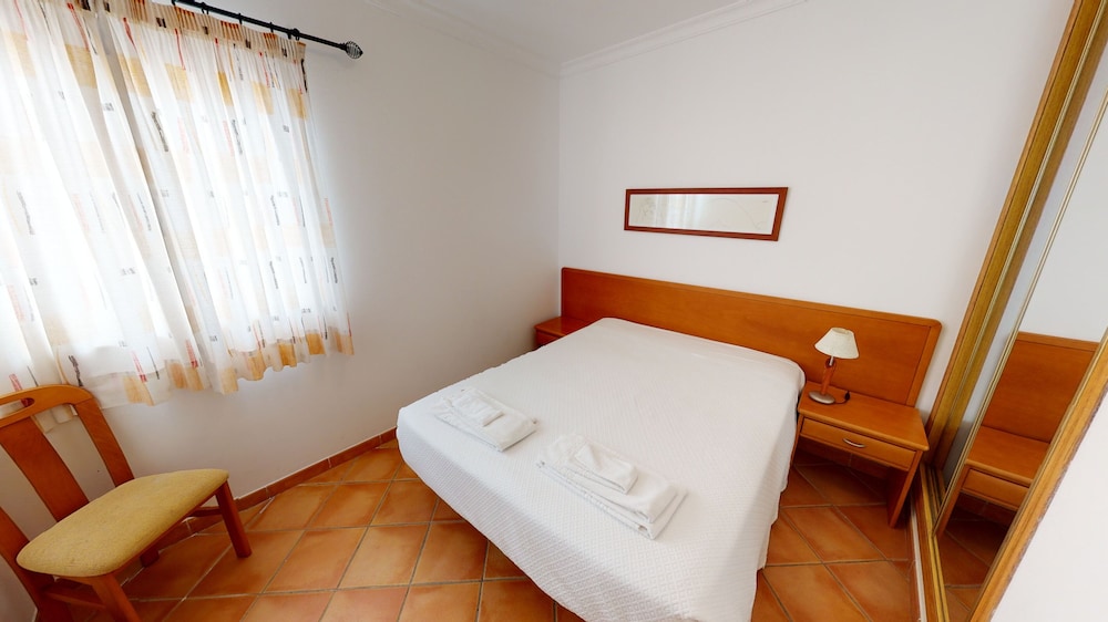 MONTE DOS AVOS VILLAGE 19/59