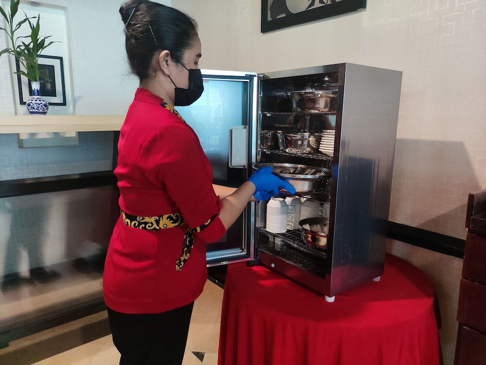 Swiss-Belhotel Tarakan 53/63
