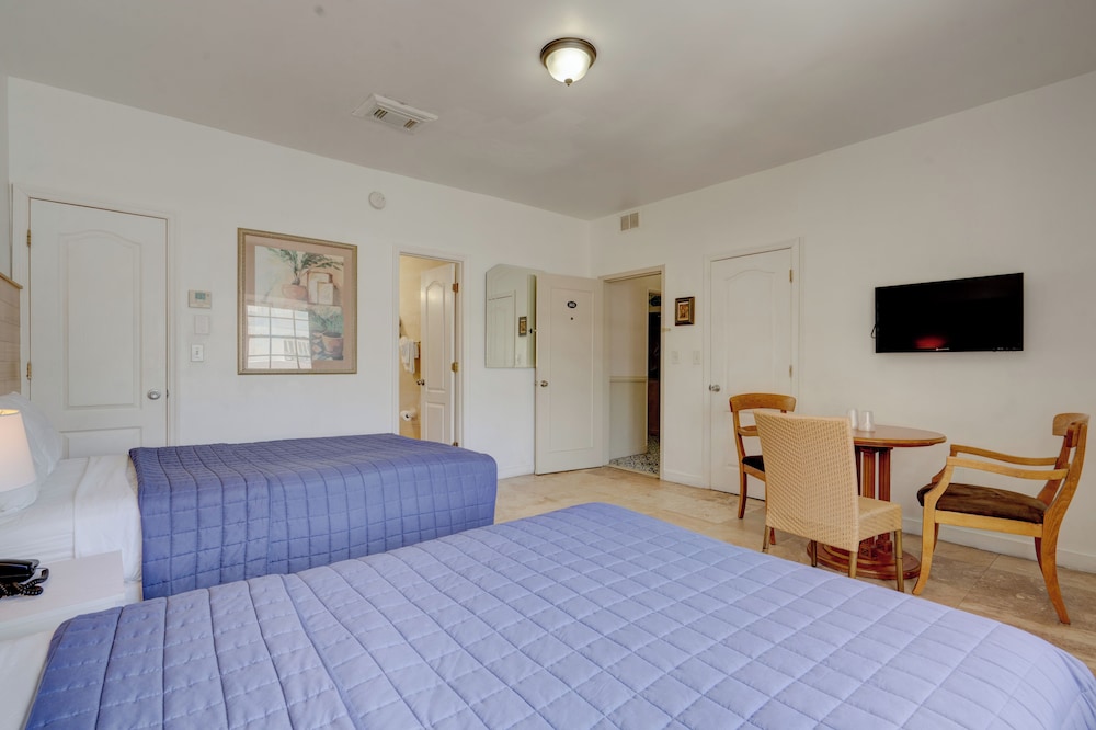 James Hotel 42/59