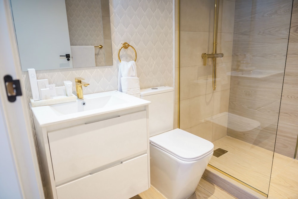 Aston Rubi City Suites 47/51