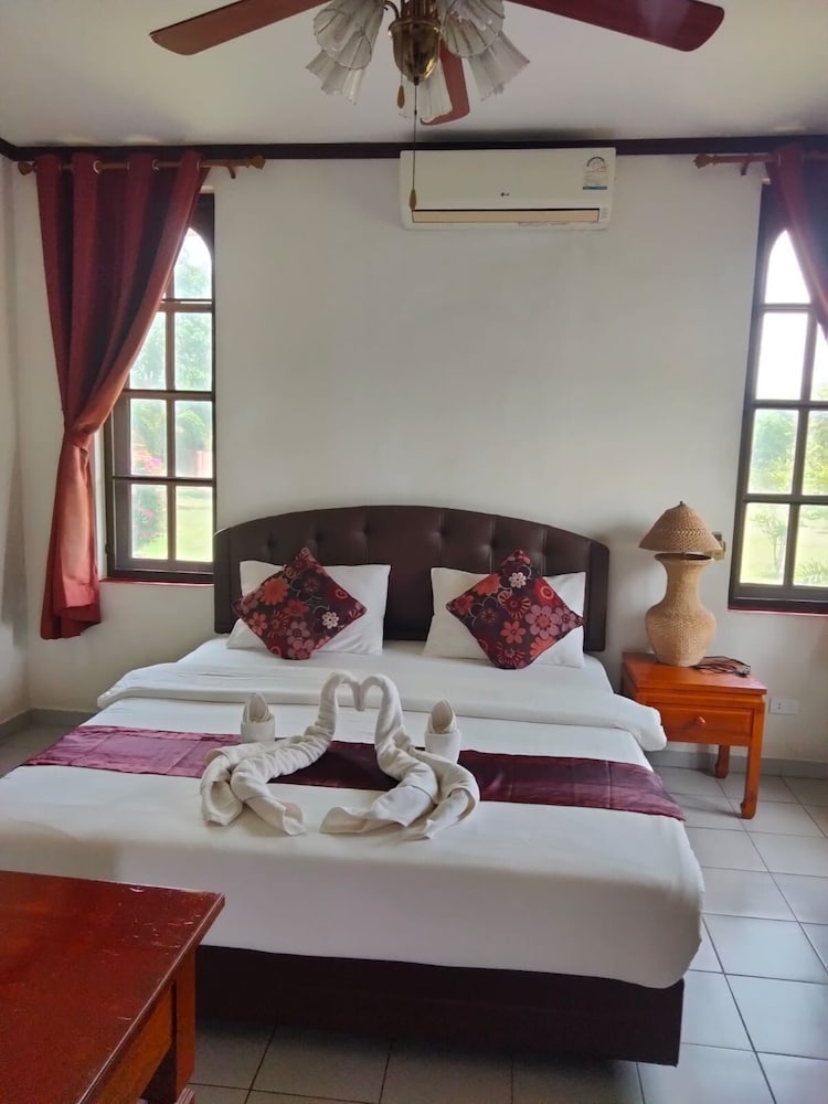 Changthai Comfort Guest House 9/40