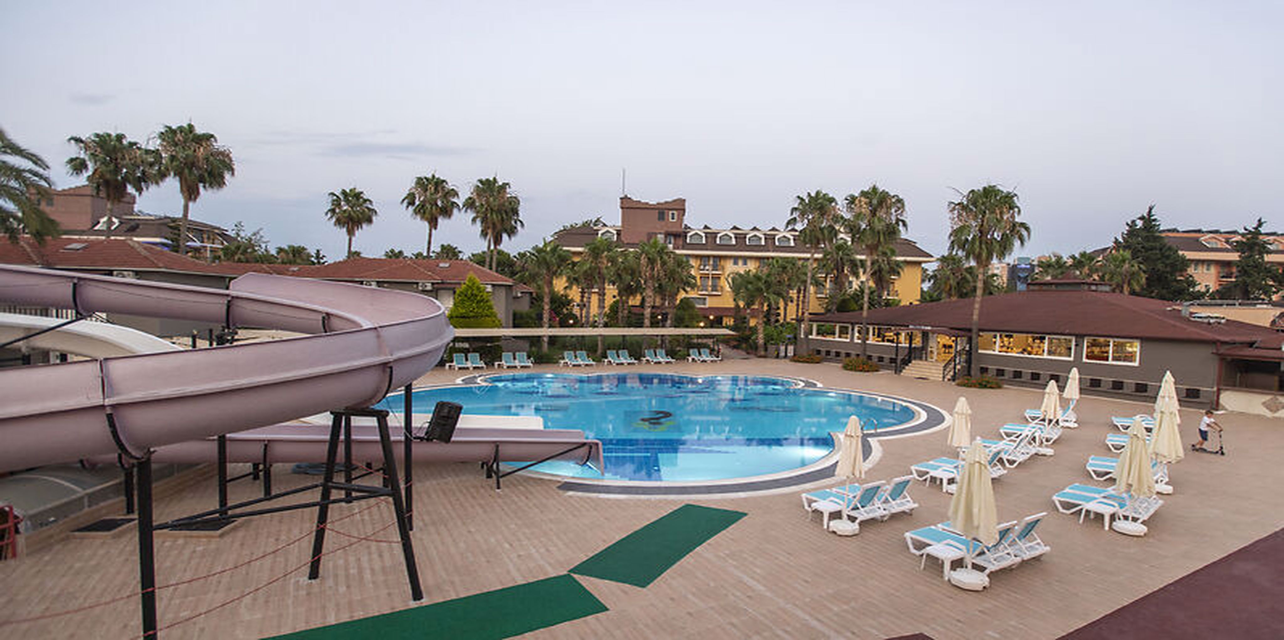 Miramor Garden Resort 36/37