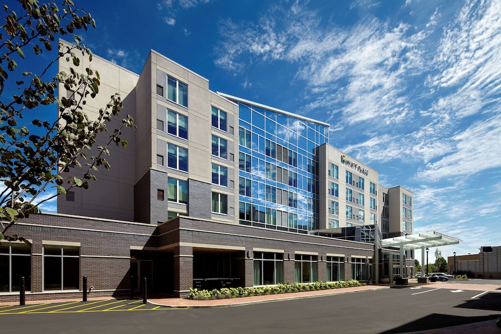 Hyatt Place Cleveland Lyndhurst 3/59