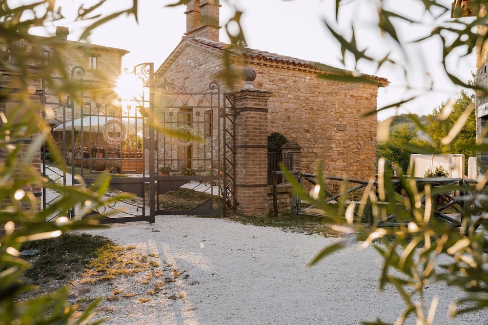 Borgo Castello Panicaglia 19/35