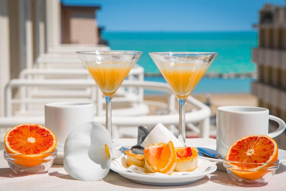 Mediterraneo Hotel and Suites 27/50