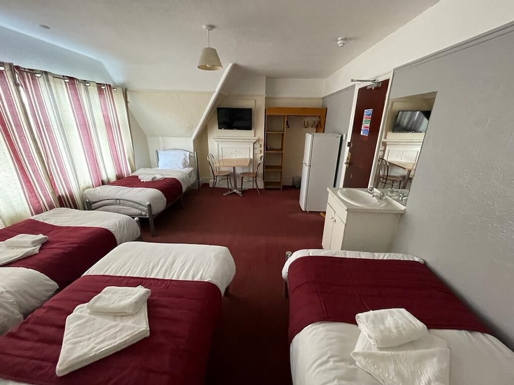 ST NICHOLAS HOTEL 7/17