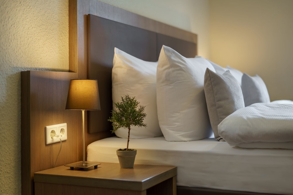 Hotel Alster 8/35
