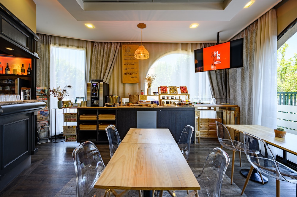 restaurant-cafeteria