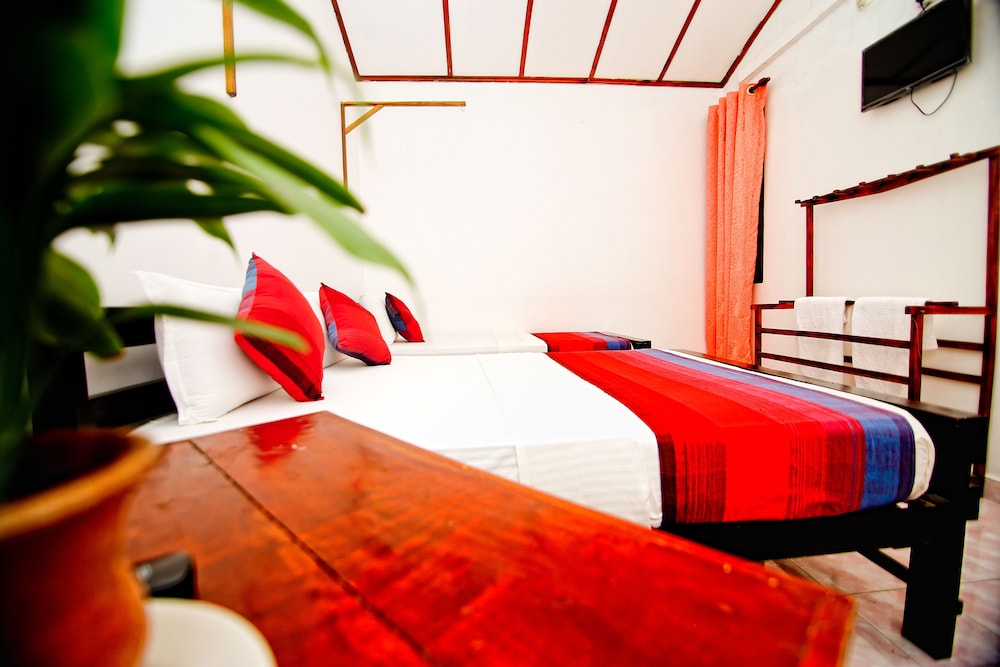 Thilaka City Hotel 15/44