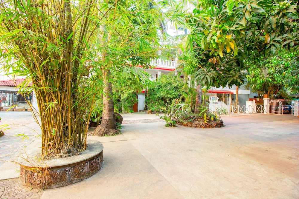 Oyo 4977 Kristal Sands Beach Resort 71/78
