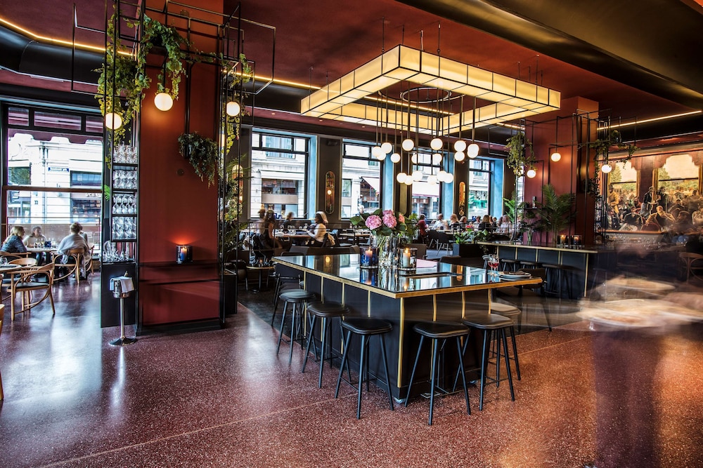 Grand Hotel Oslo by Scandic 70/83