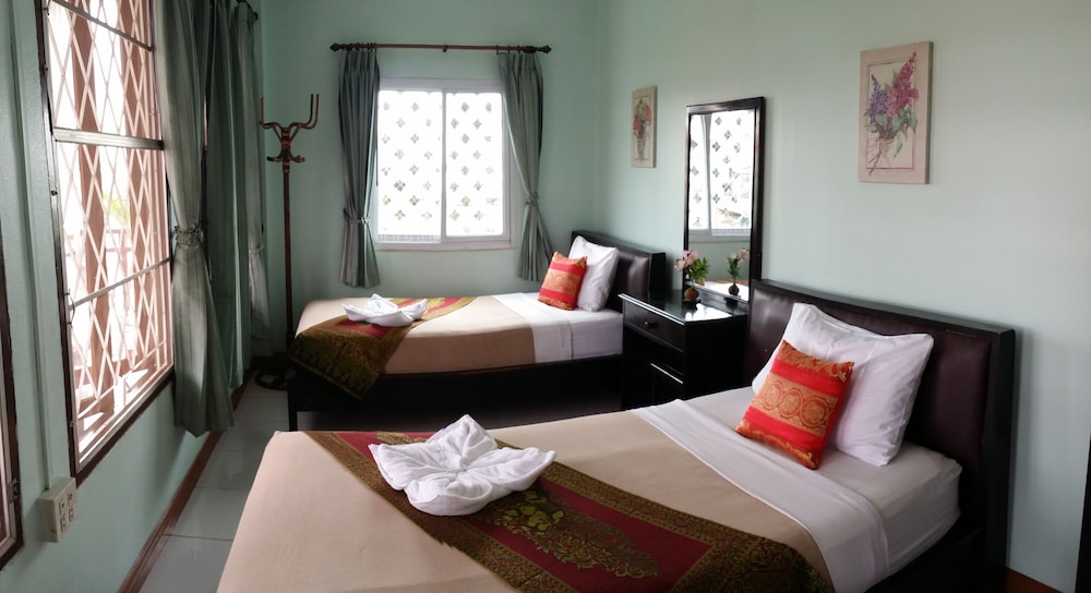 Mixay Paradise Hotel 50/78