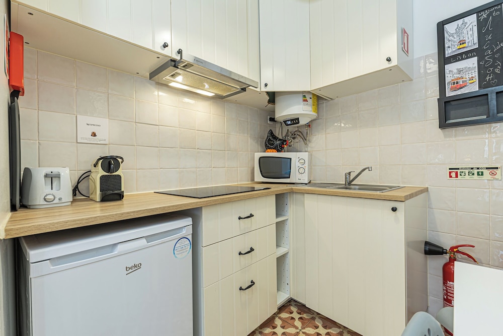 Lisbon Core Apartments In Bairro Alto Chiado 12/50