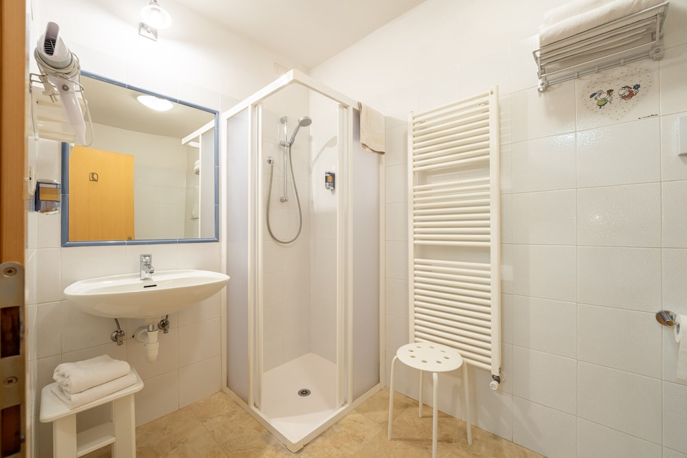 Hotel Villa Adria B And B 66/67
