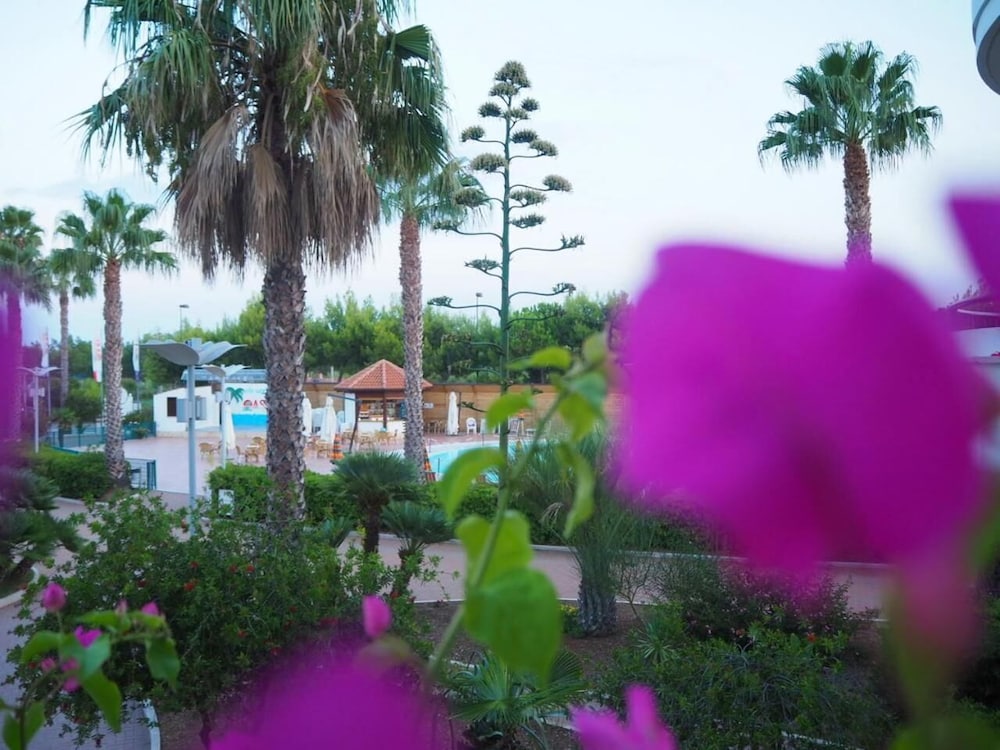 Oasiclub Hotel - Appartamenti 27/32