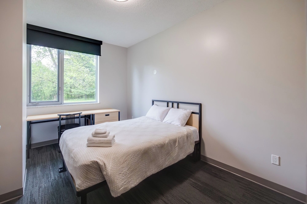 Residence Conference Centre Brampton 12/28