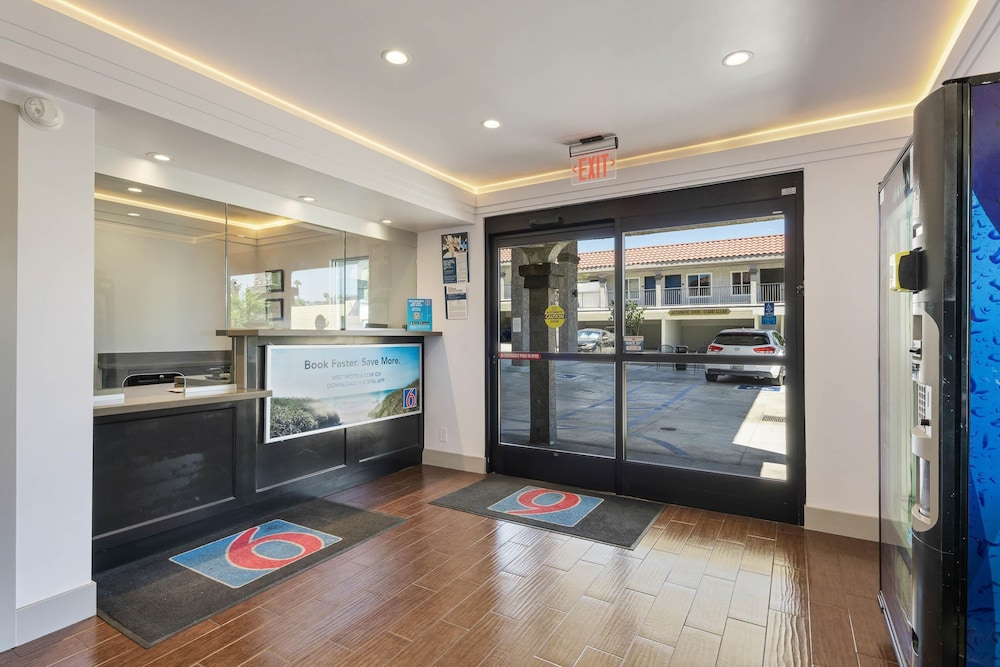 Motel6 La Mesa, CA 14/67