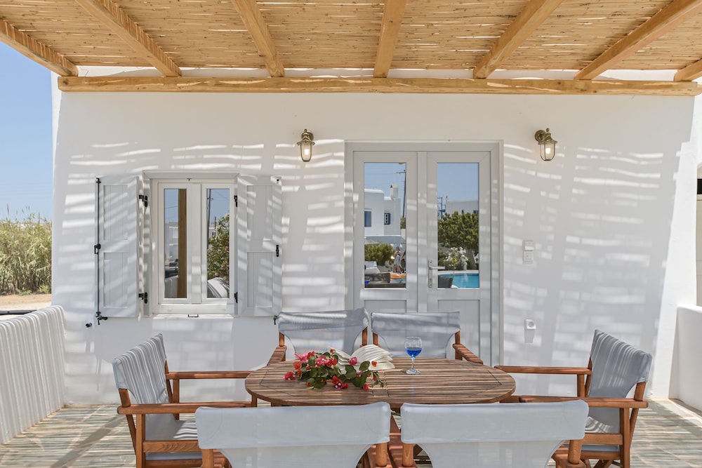 Naxian Queen Luxury Villas And Suites 57/77