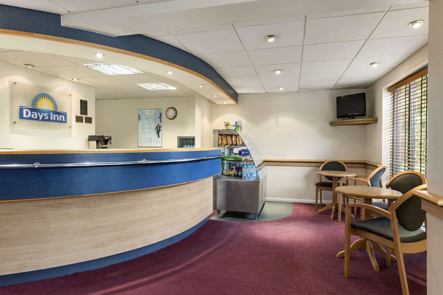 Days Inn Michaelwood M5 2/12