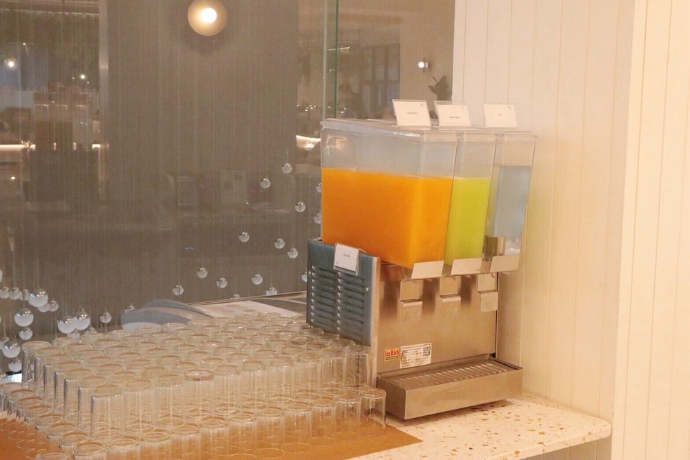 Mii Hotel Srinakarin 37/62