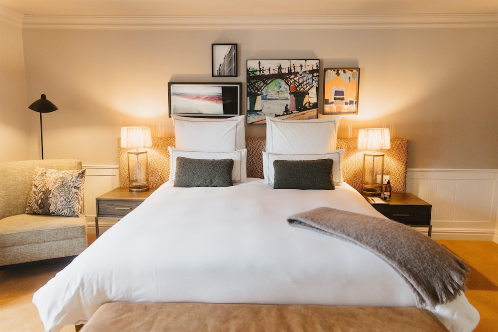 جناح تنفيذي بسرير كينج، Erinvale Estate Hotel Spa 2/5