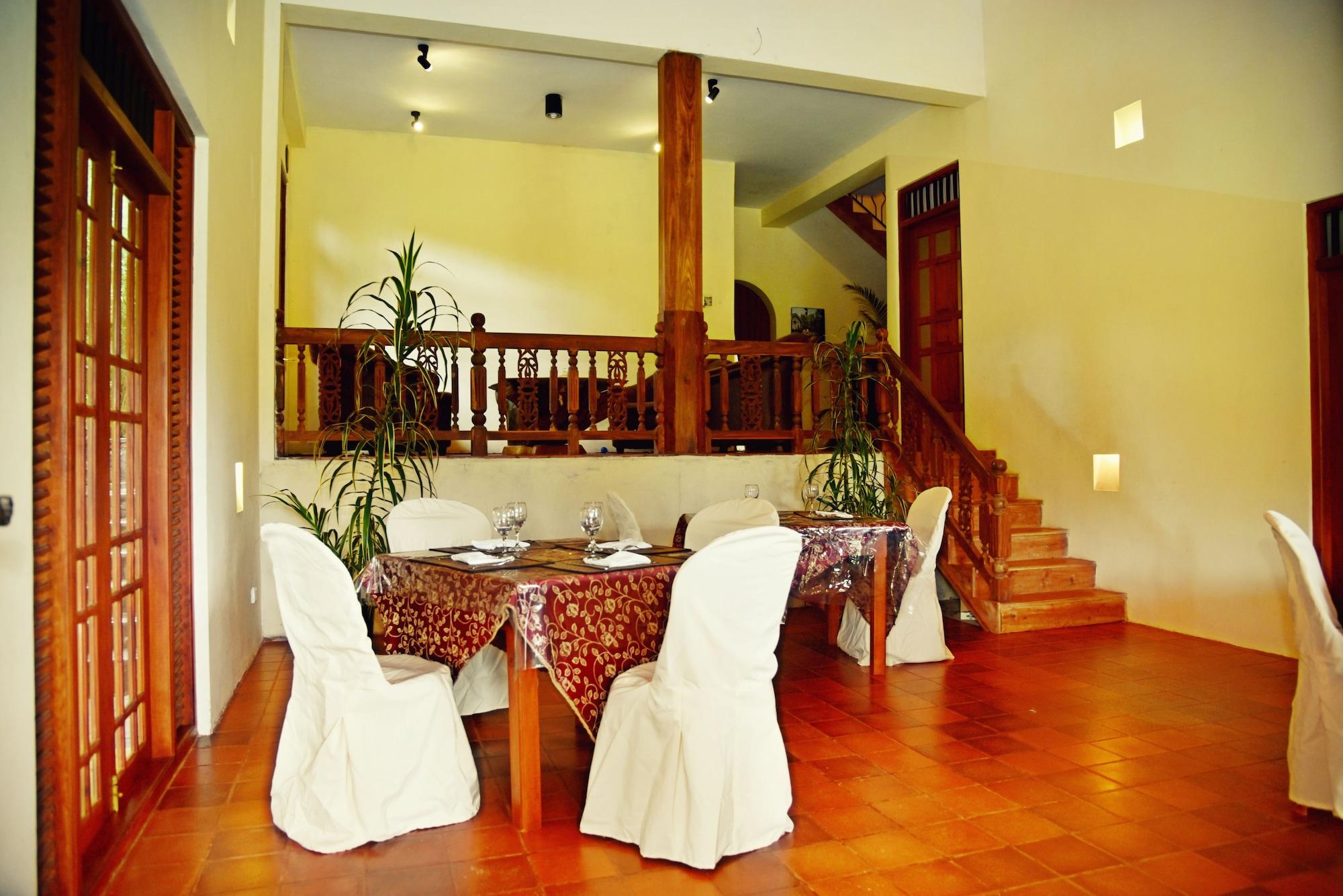 Green Palm Villa 2/4