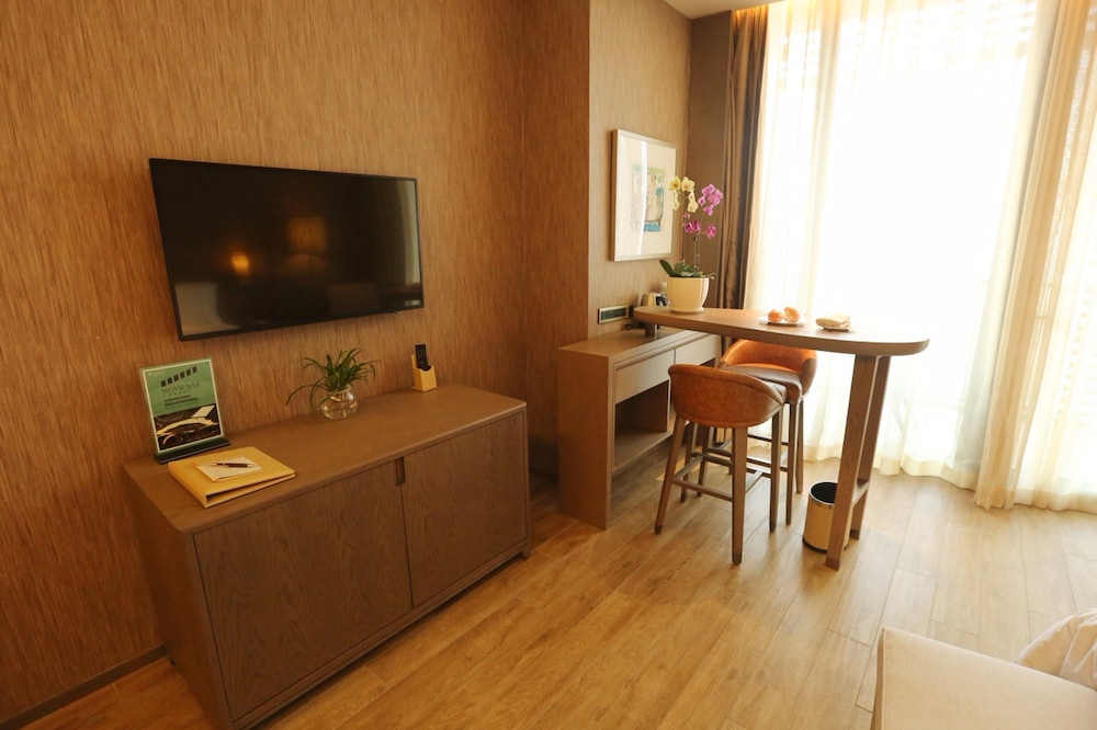 Mangrove Tree Resort World (Coral Tower) 33/49