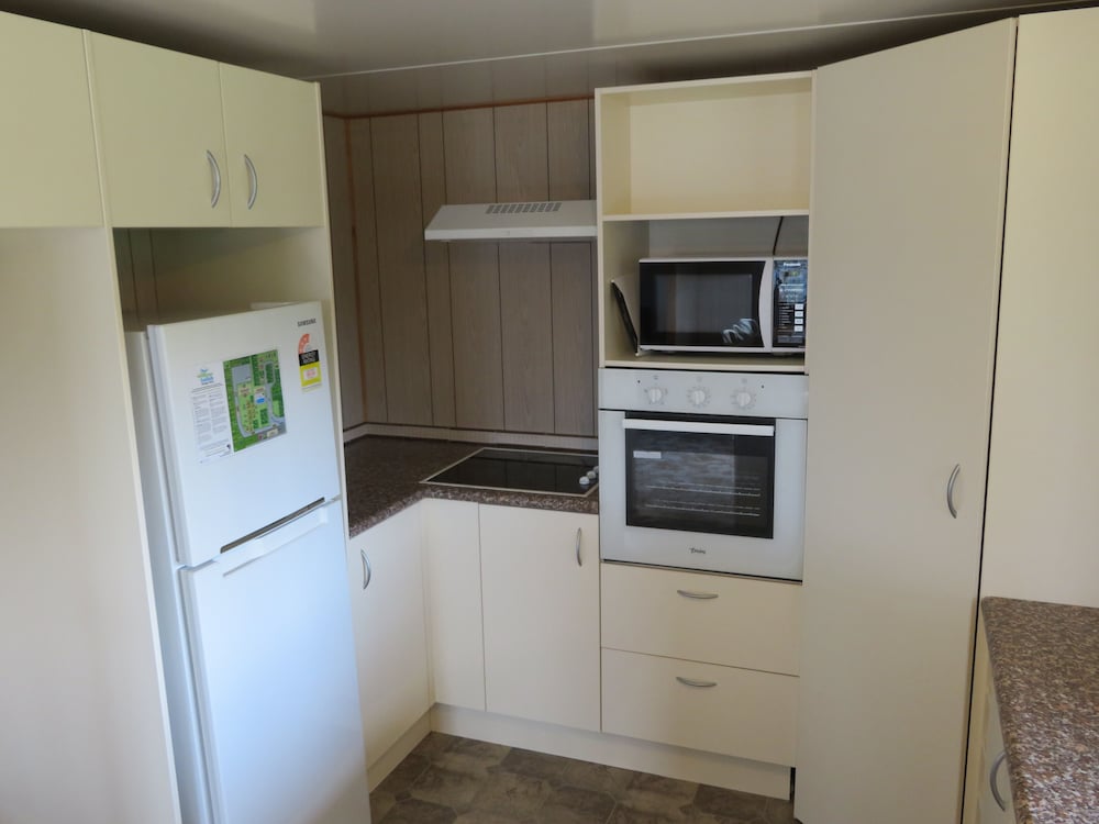 Whanganui Seaside Holiday Park 31/50