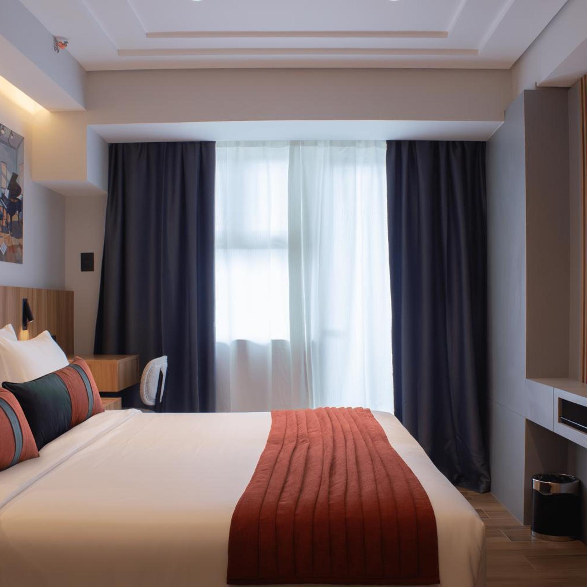 Novel Hotel Manila 7/50