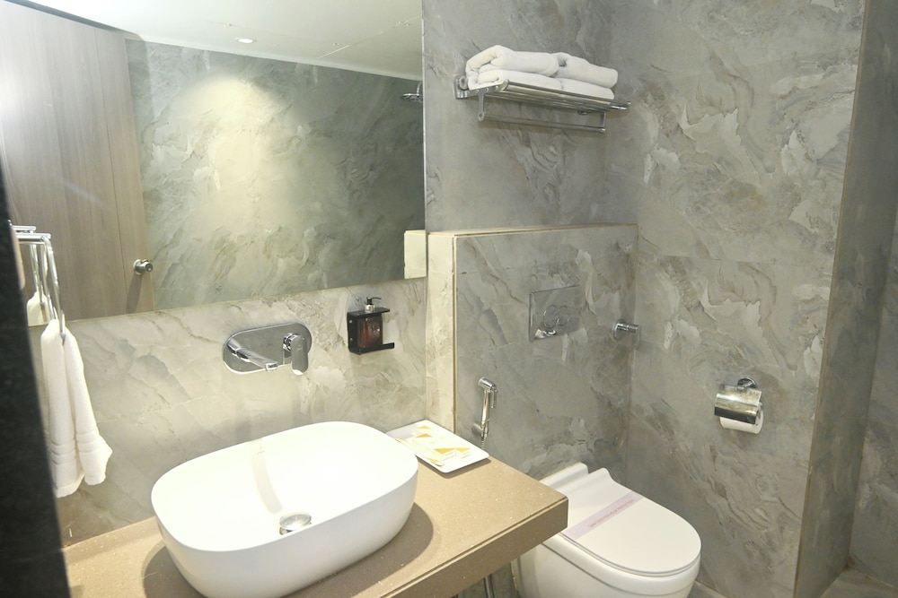 Hotel Simran Heritage Pvt. Ltd. 51/55