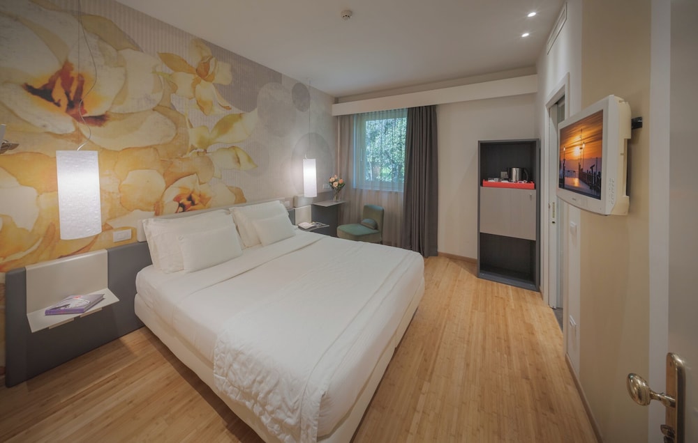 CLASSIC, DOUBLE BED