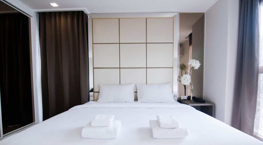 Hope Land Hotel & Residence Sukhumvit 8 17/77