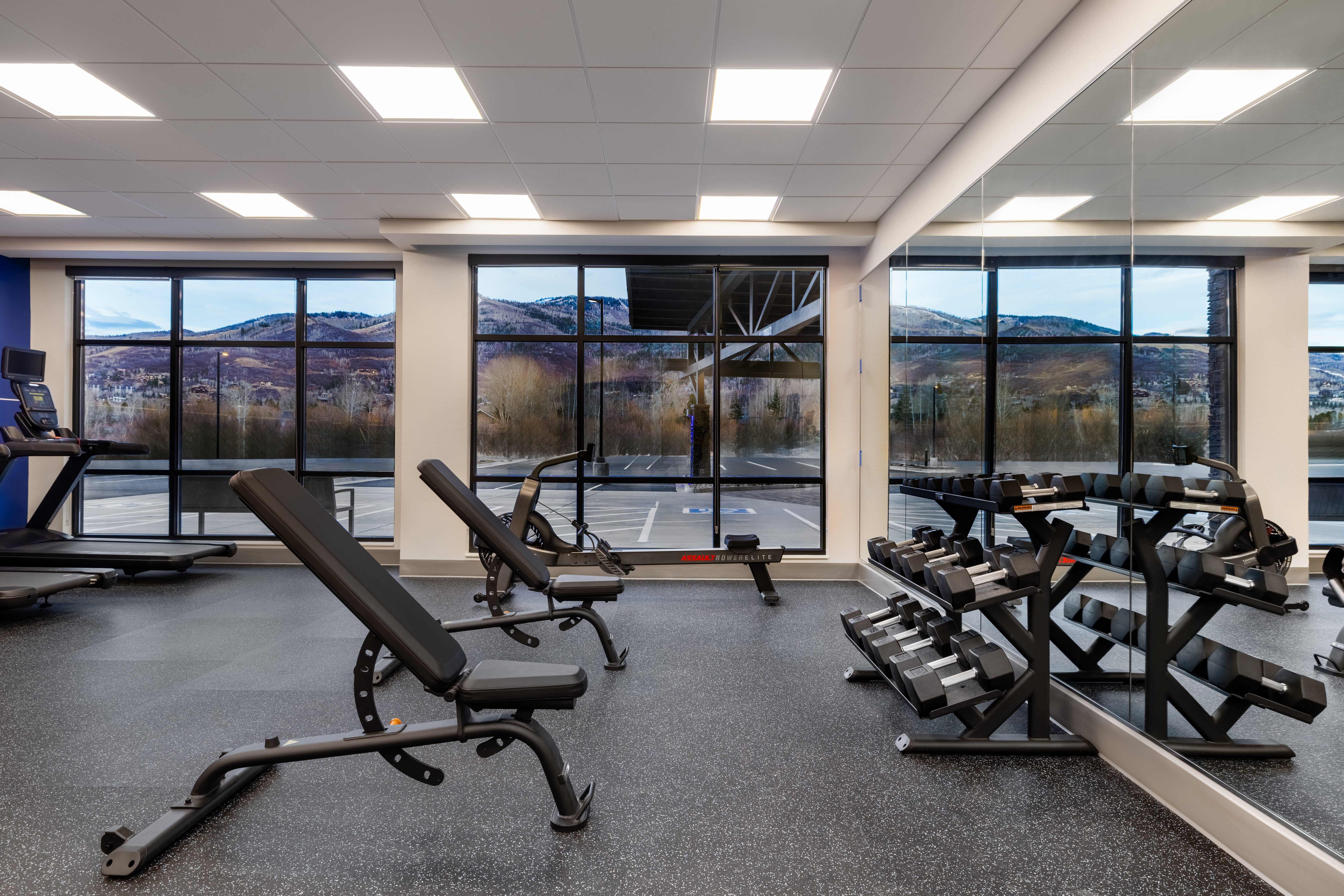 Holiday Inn Express & Suites Steamboat Springs by IHG 32/47
