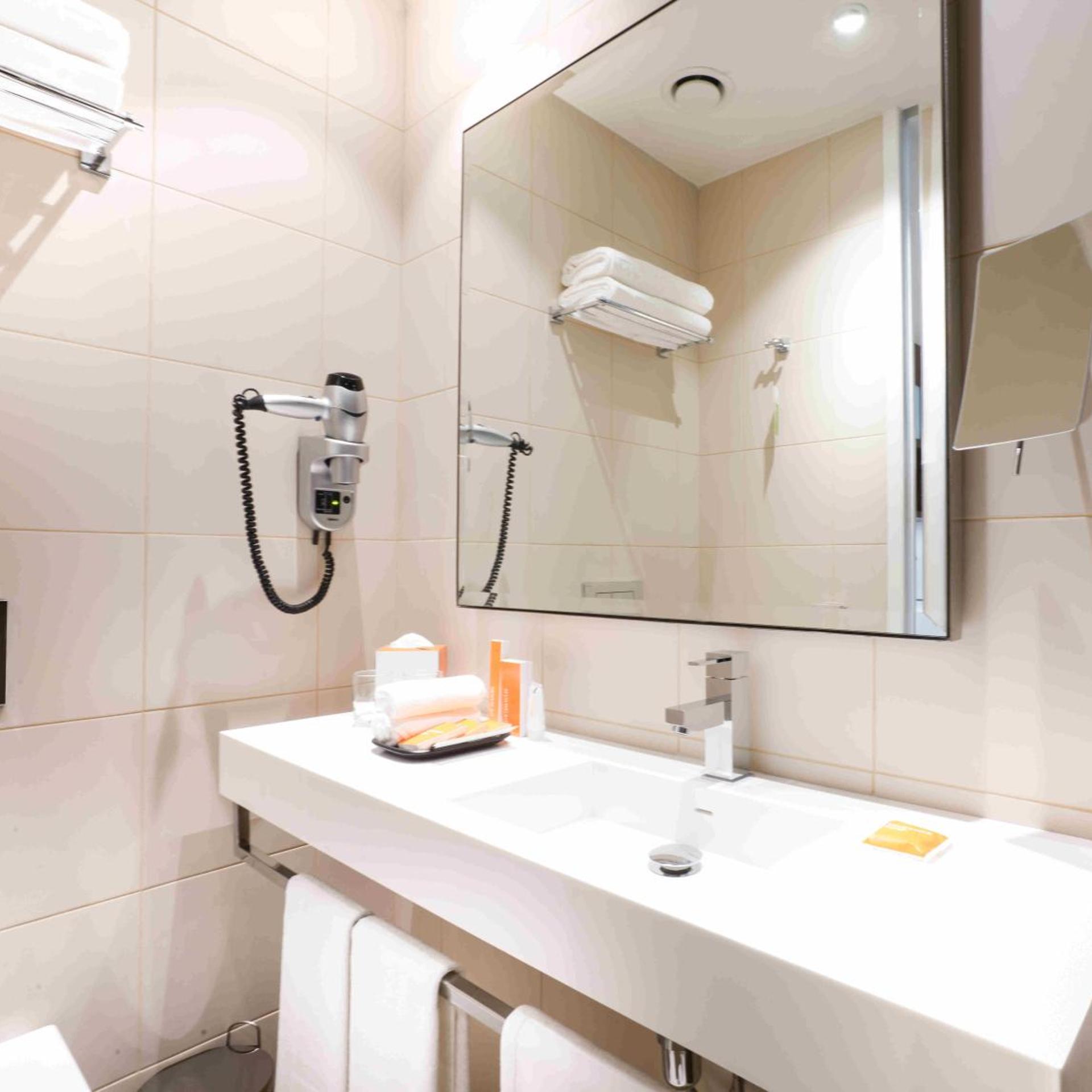 Centro, Studio, Sea View، سنترو كورنيش الخبر من روتانا(Centro Corniche Al Khobar By Rotana) 8/8