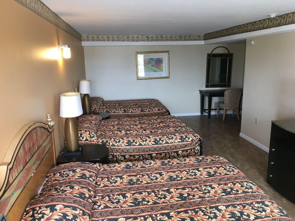 Sea Palace Inn 54/70