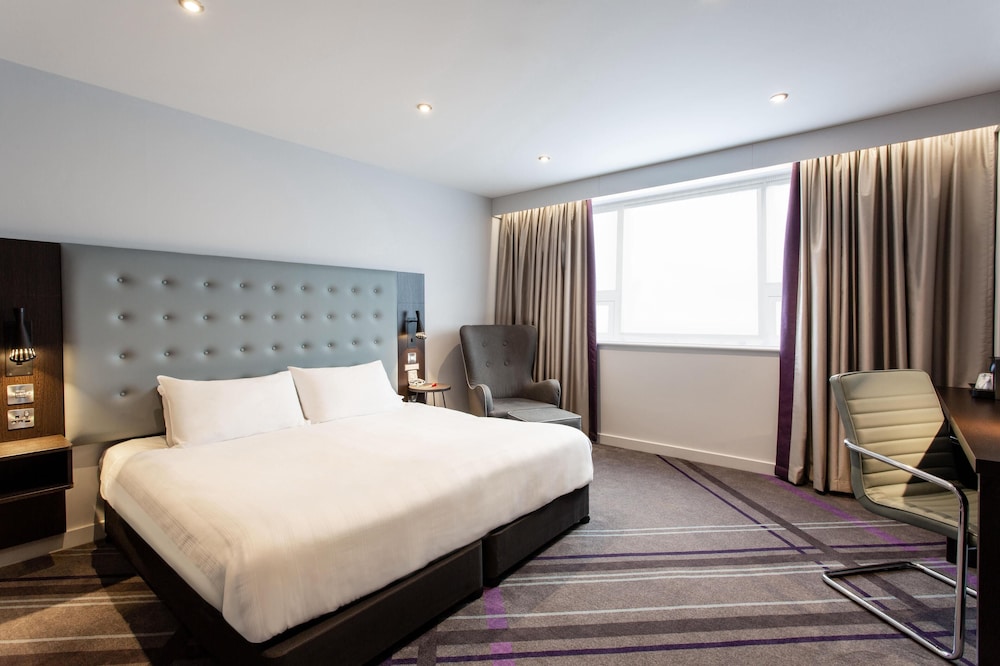 SUPERIOR, DOUBLE BED, ACCESSIBLE