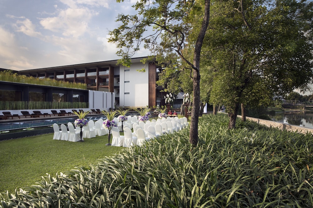 Anantara Chiang Mai Serviced Suites 66/75
