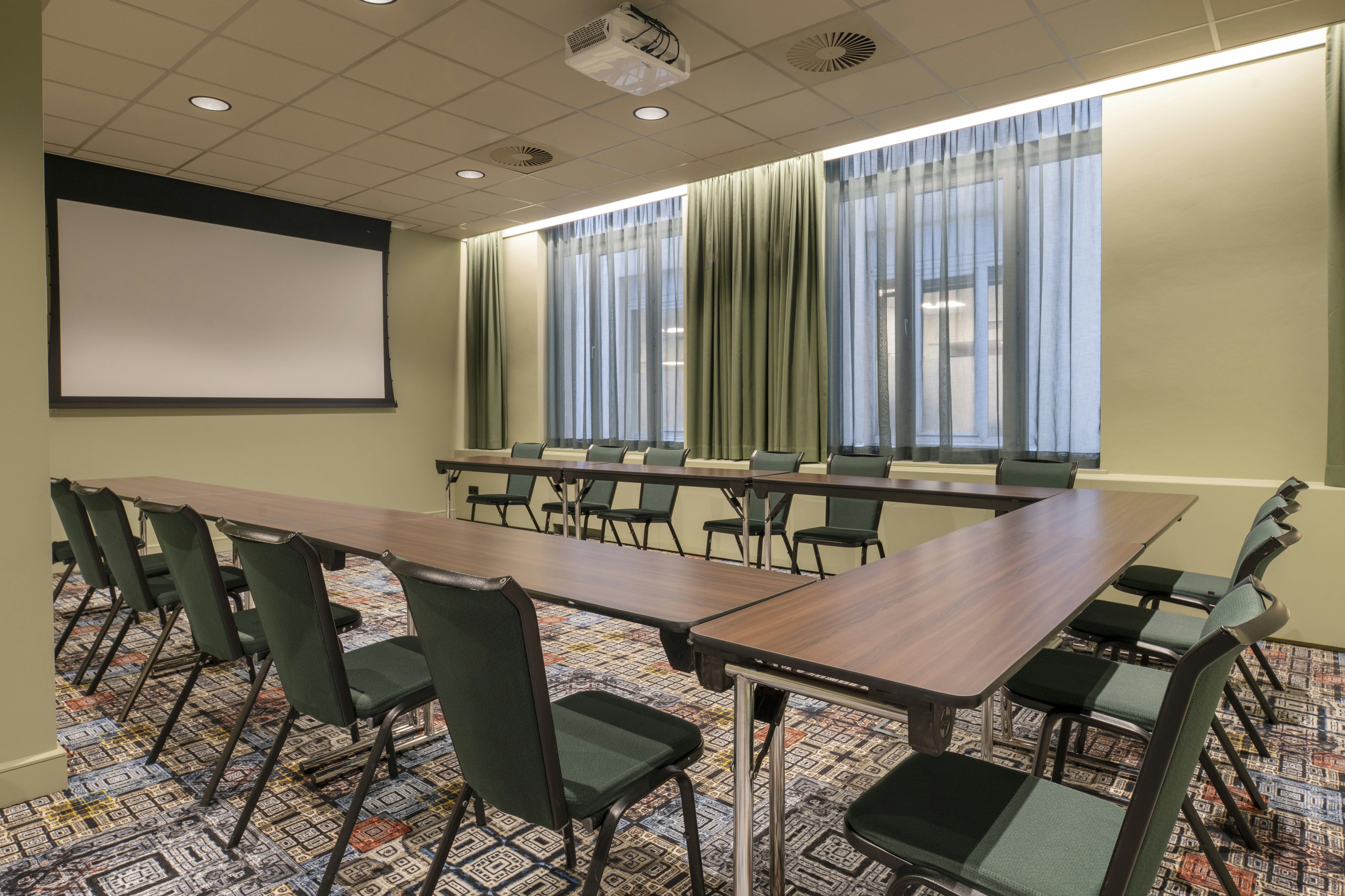 DoubleTree by Hilton Brussels City, Belgium 65/71