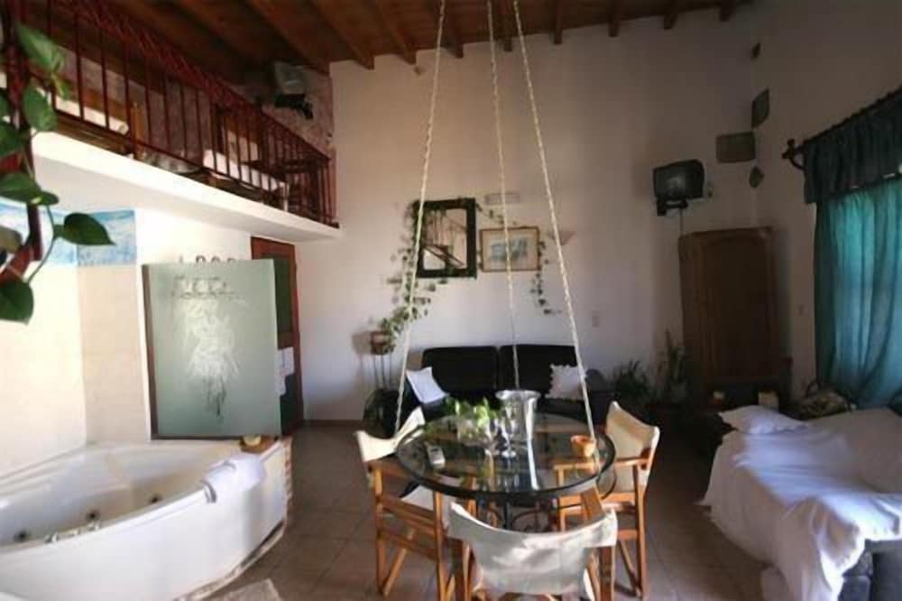Ifigenia Rooms and Studios 26/38