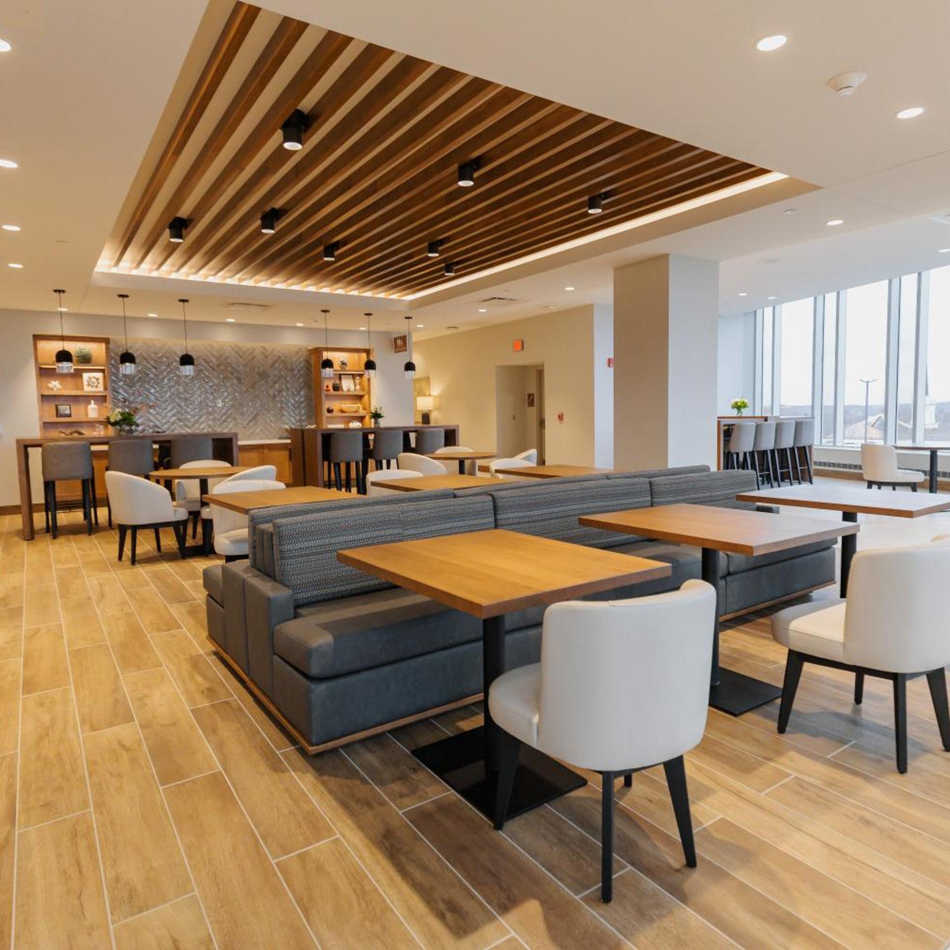 Highpoint Hotel 42/50